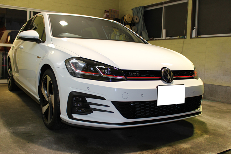 1803golfgti7_3.jpg