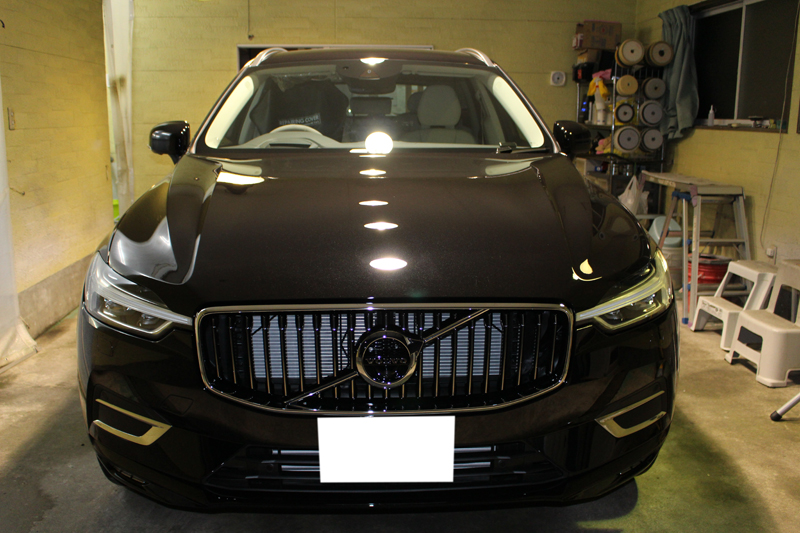 1803volvoxc60_2.jpg