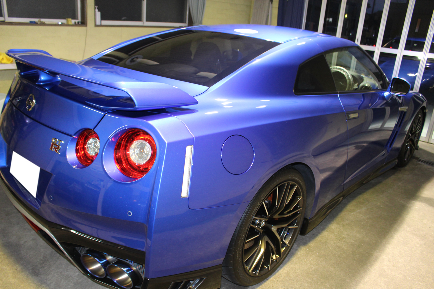 2106gt-r_7.jpg