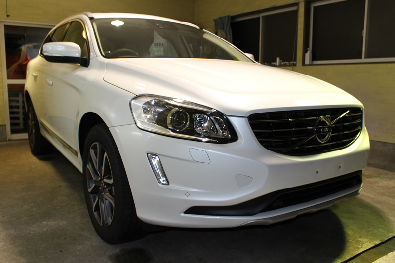 volvoxc60_3.jpg